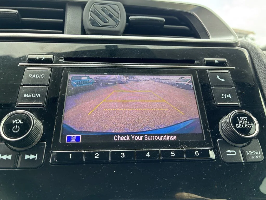 Used 2020  Honda LX image 21