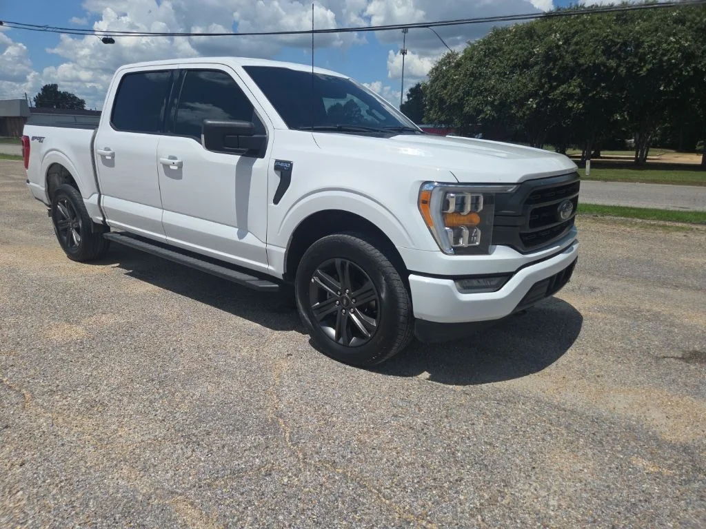 Certified Used 2023 White Ford XLT image 22
