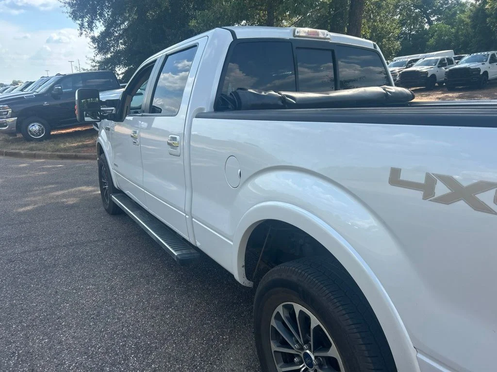 Used 2014 White Ford Limited image 10