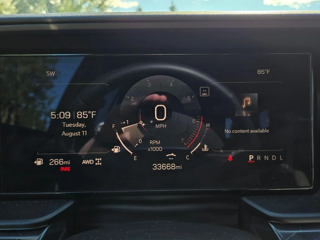 Used 2026 Rapids Metallic GMC Elevation image 23