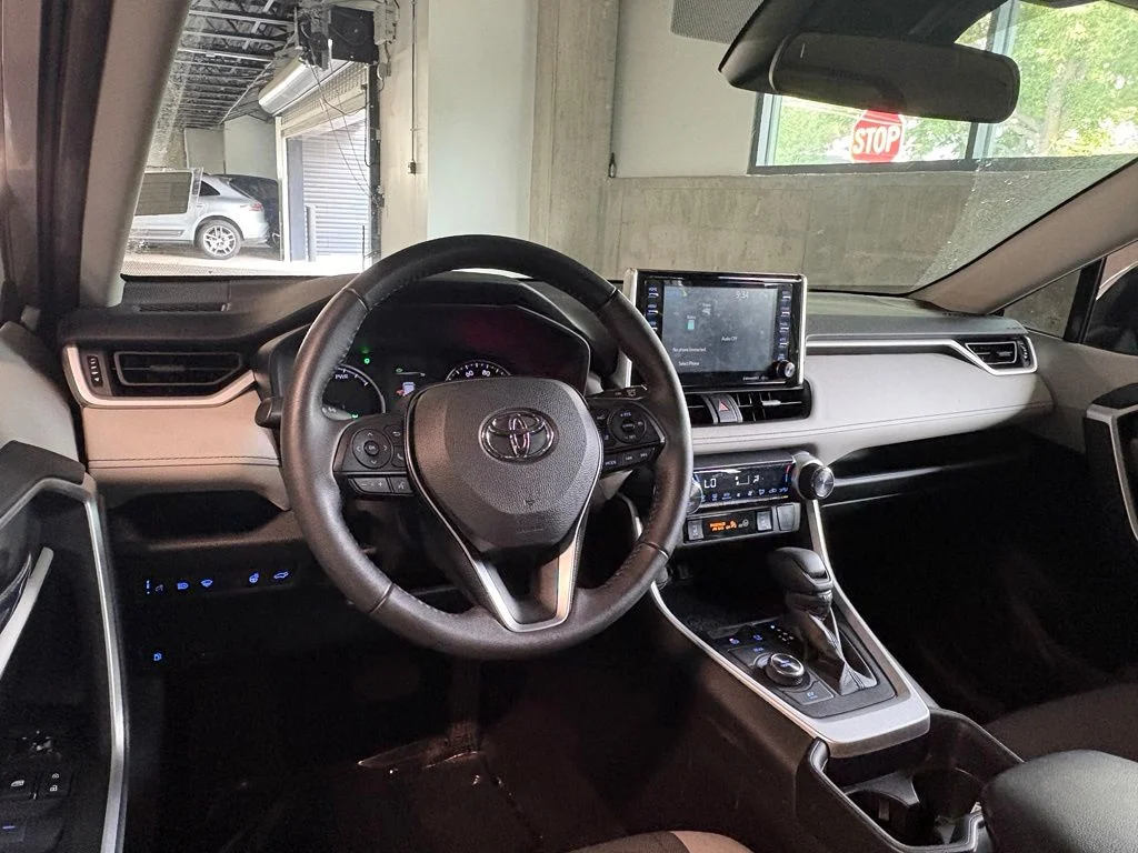 Used 2021 Silver Sky Metallic Toyota XLE image 14