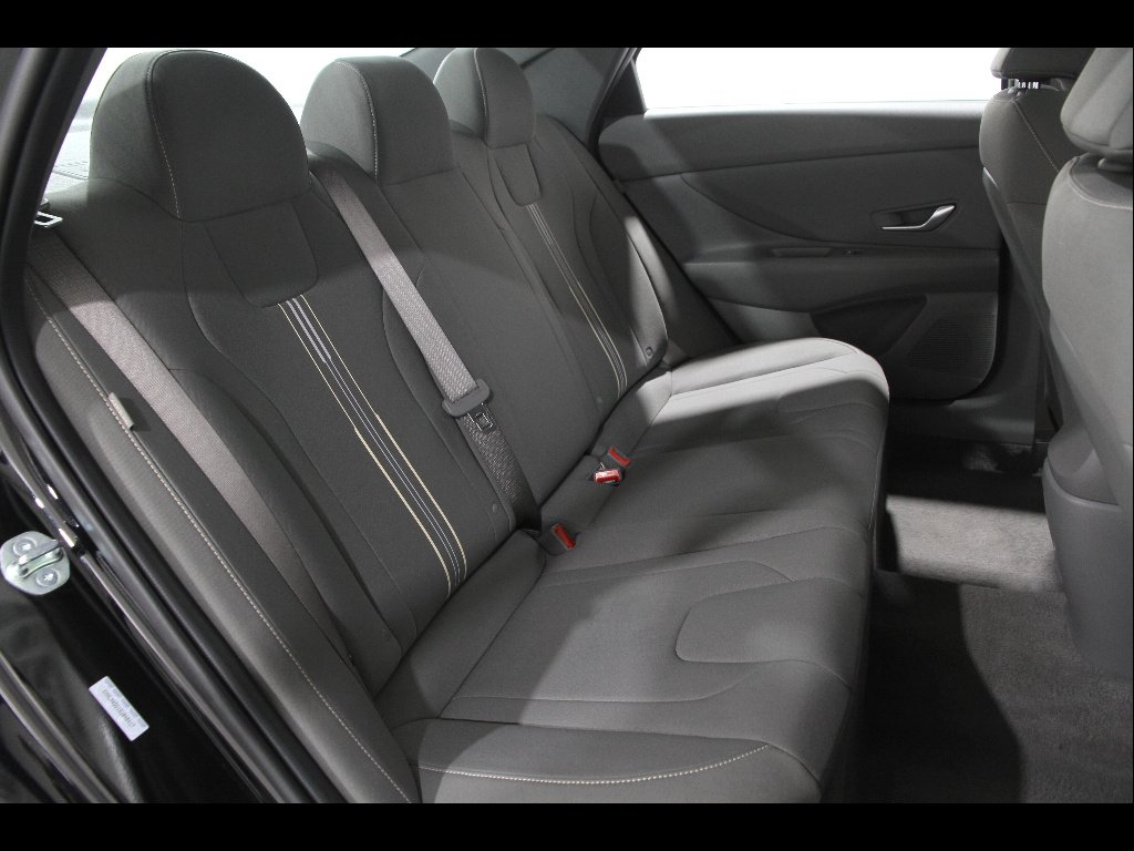 Certified Used 2025 Abyss Black Pearl Hyundai SEL Sport image 16