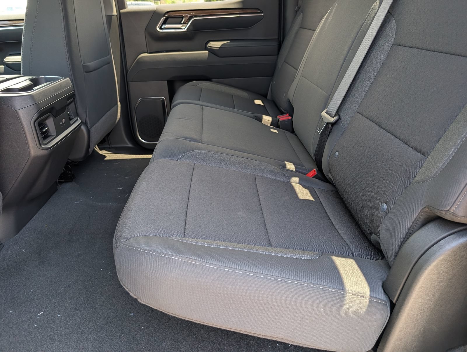 2026 Chevrolet Silverado 1500 LT - Photo 8