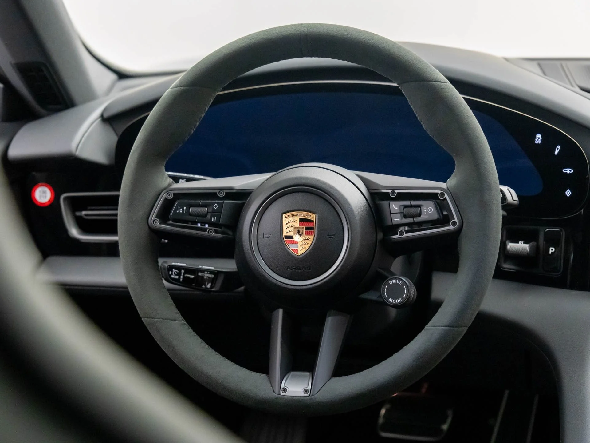2025 Porsche Taycan Base - Photo 13