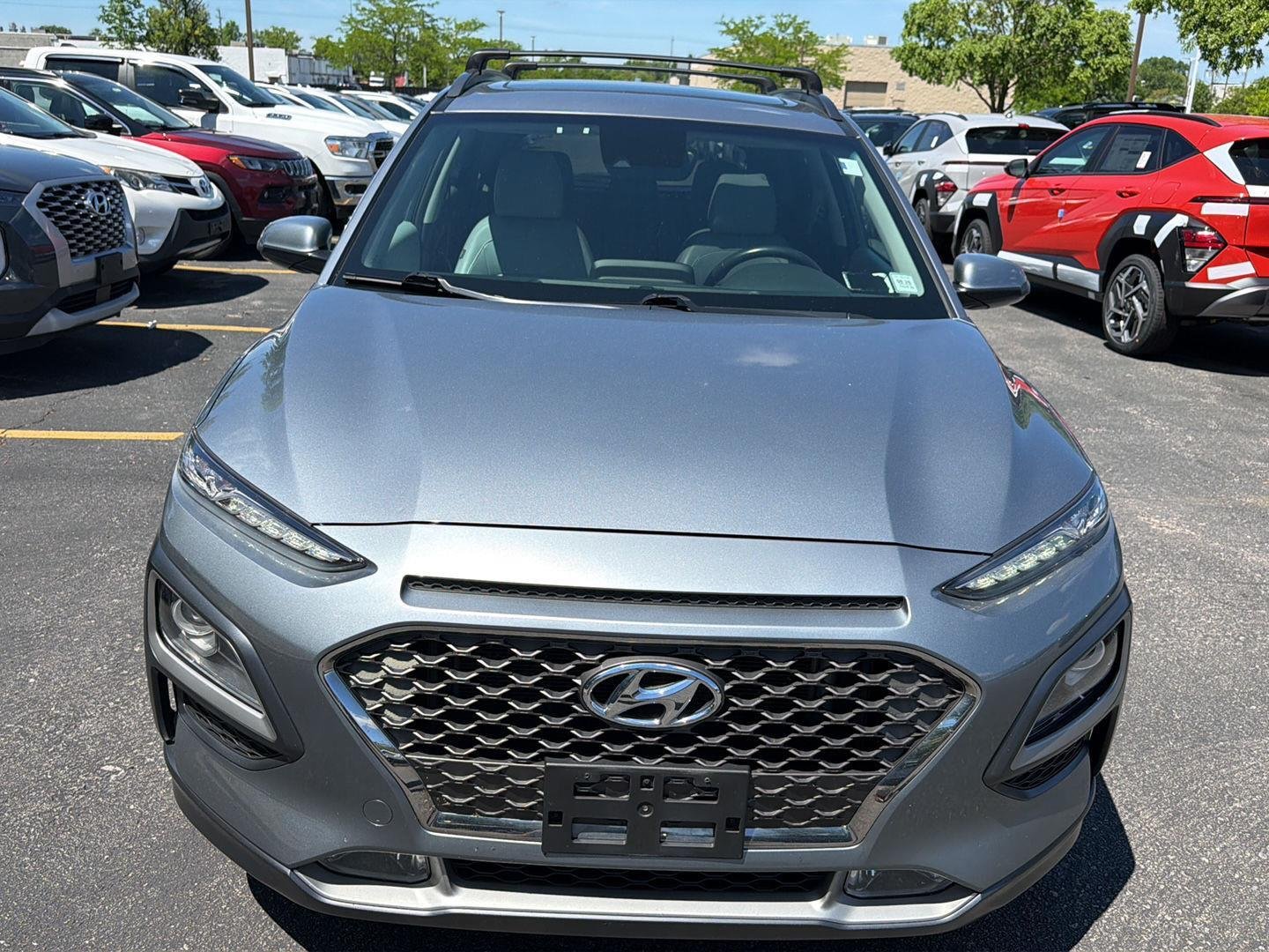 Used 2020 Sonic Silver Hyundai Limited image 2