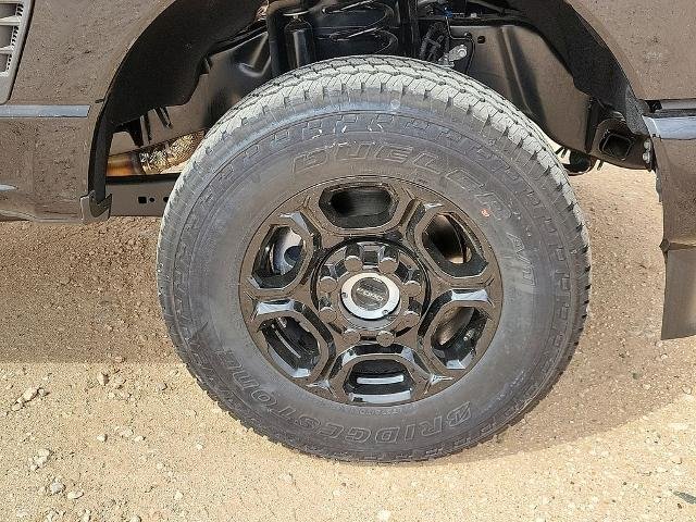 New 2026 Agate Black Metallic Ford F-250® XL image 39