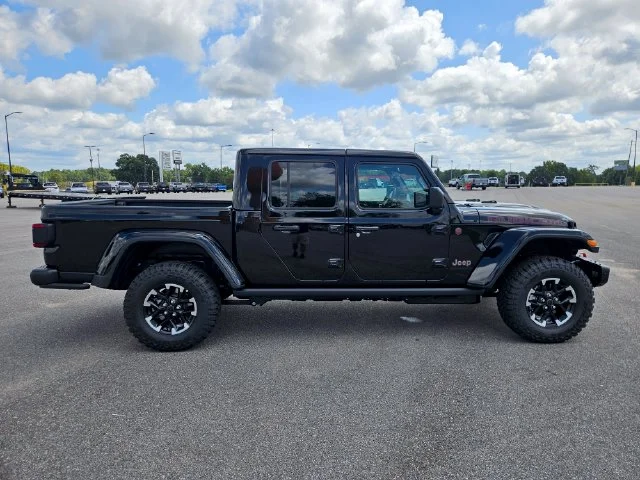 New 2026 Black Clear-Coat Exterior Paint Jeep Rubicon X image 6