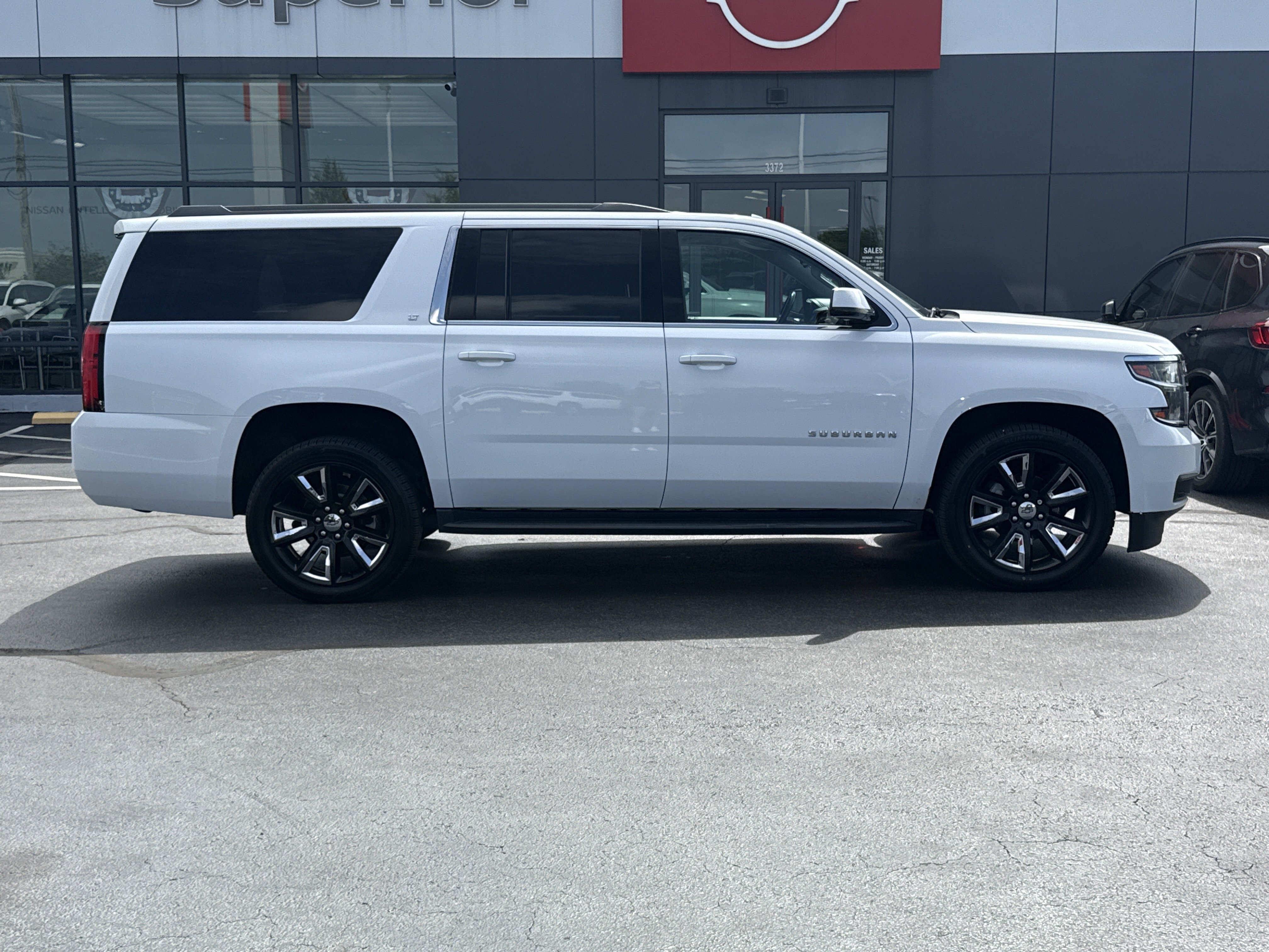 Used 2019 Summit White Chevrolet LT 4WD image 2