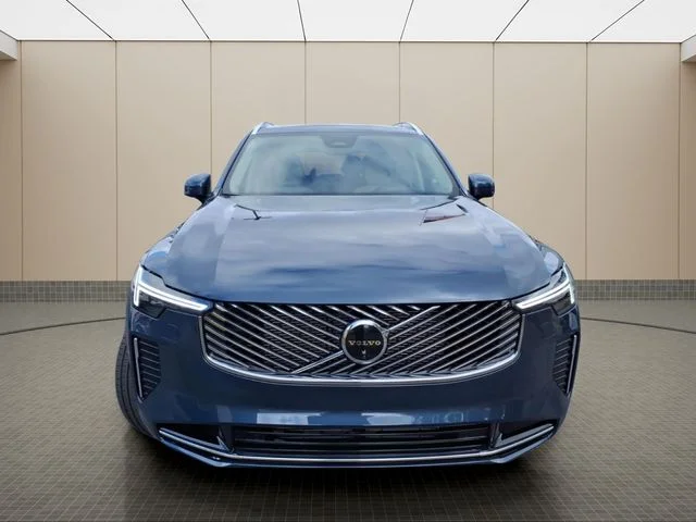 New 2026 Denim Blue Volvo T8 Ultra image 4