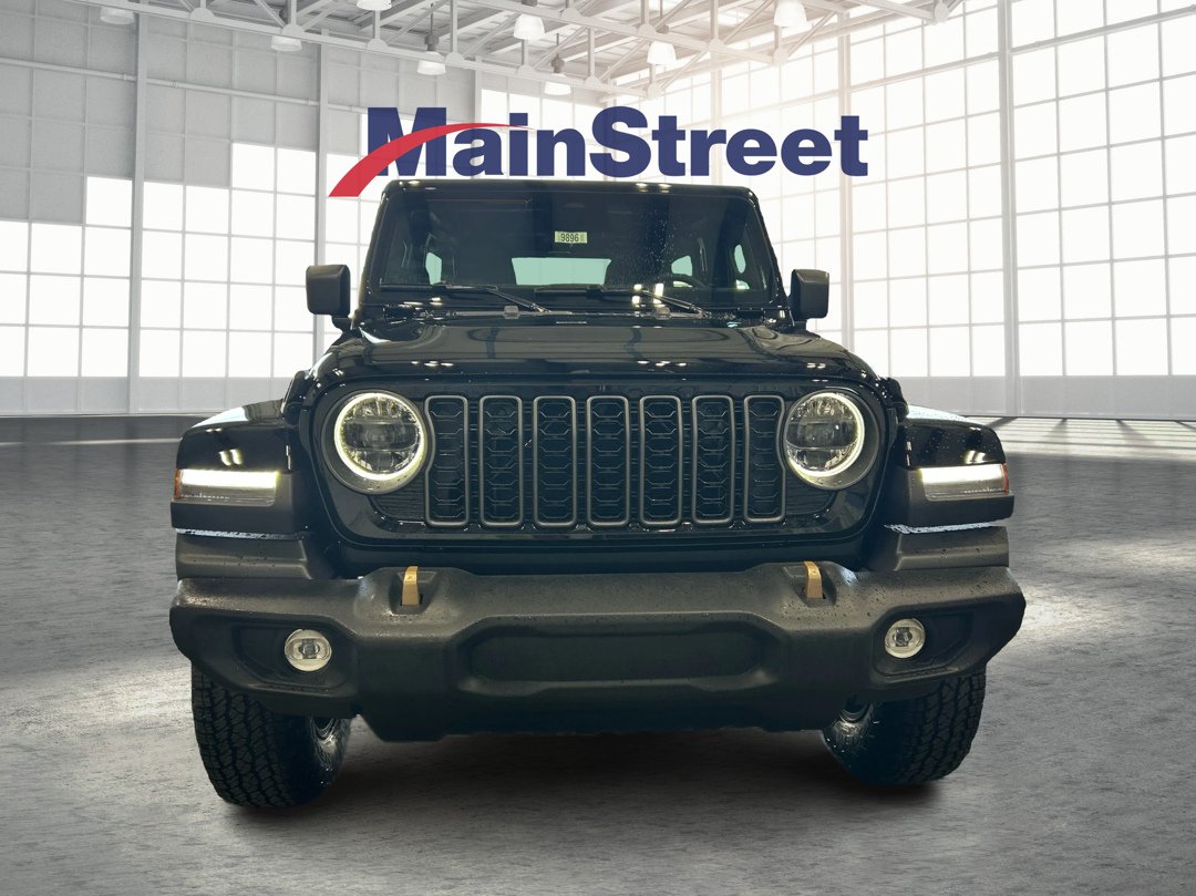 New 2026 Black Clear-Coat Exterior Paint Jeep 85th Anniversary Edition image 8