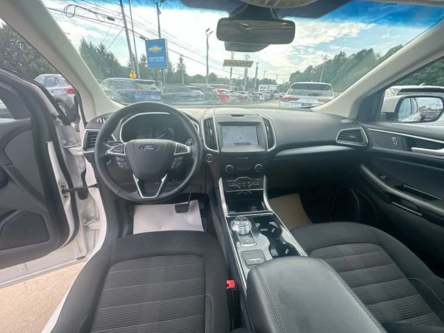 Used 2019 White Ford SEL image 23