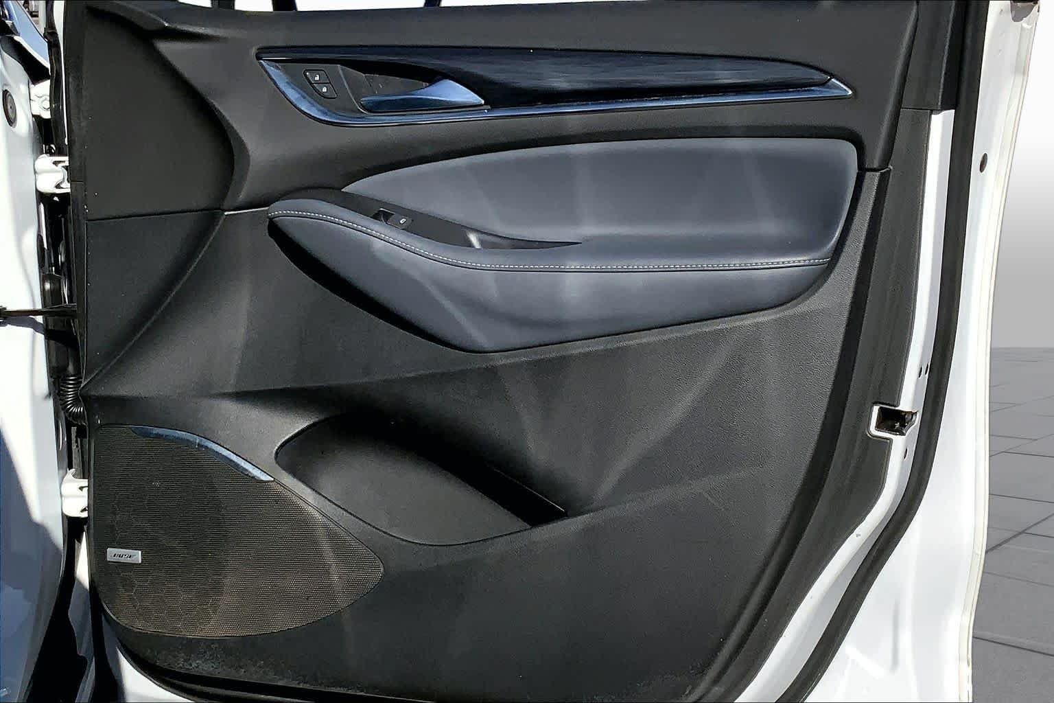Used 2022 Summit White Buick Premium image 22