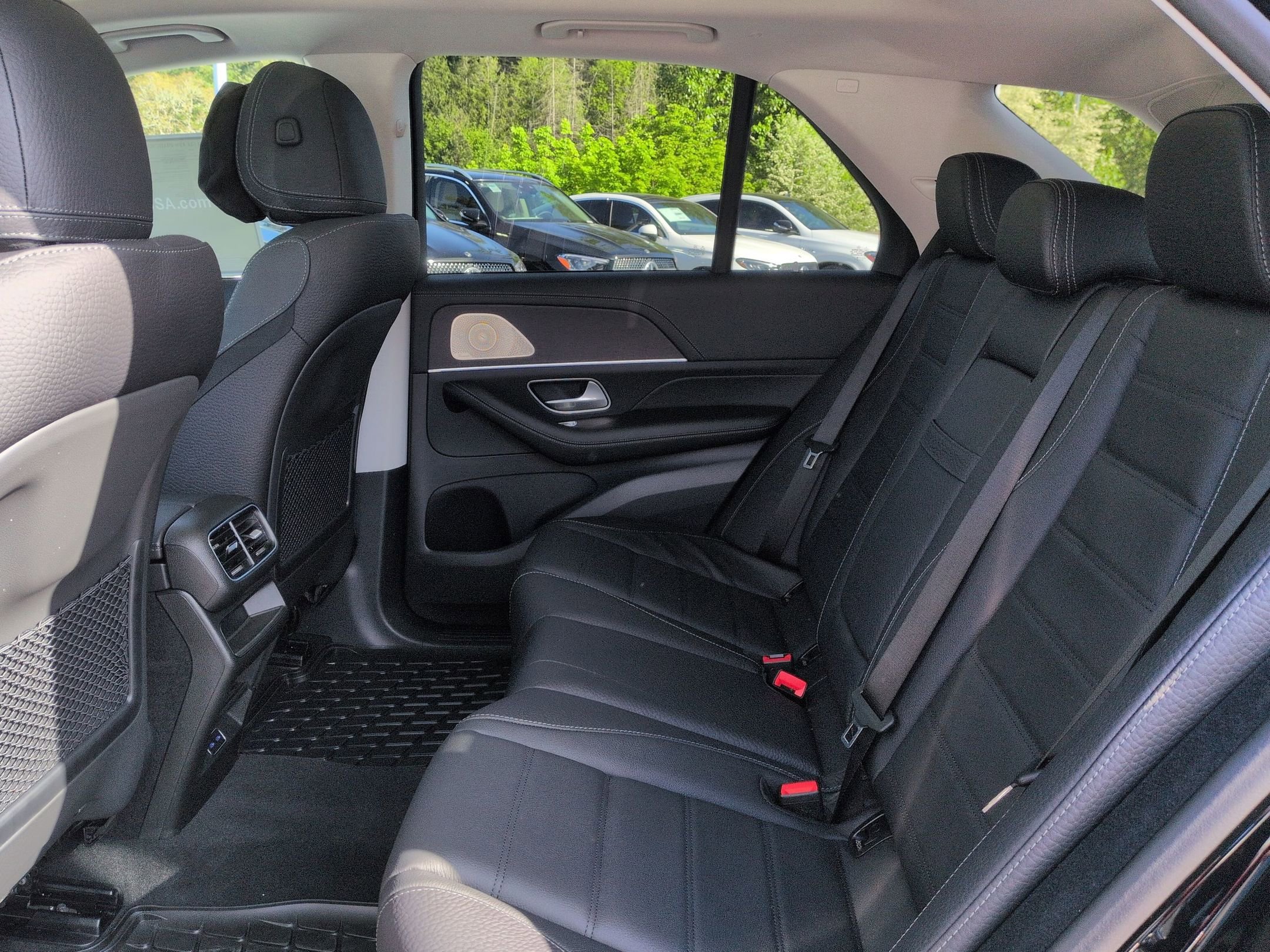 New 2026 Black Mercedes-Benz GLE 450 image 57