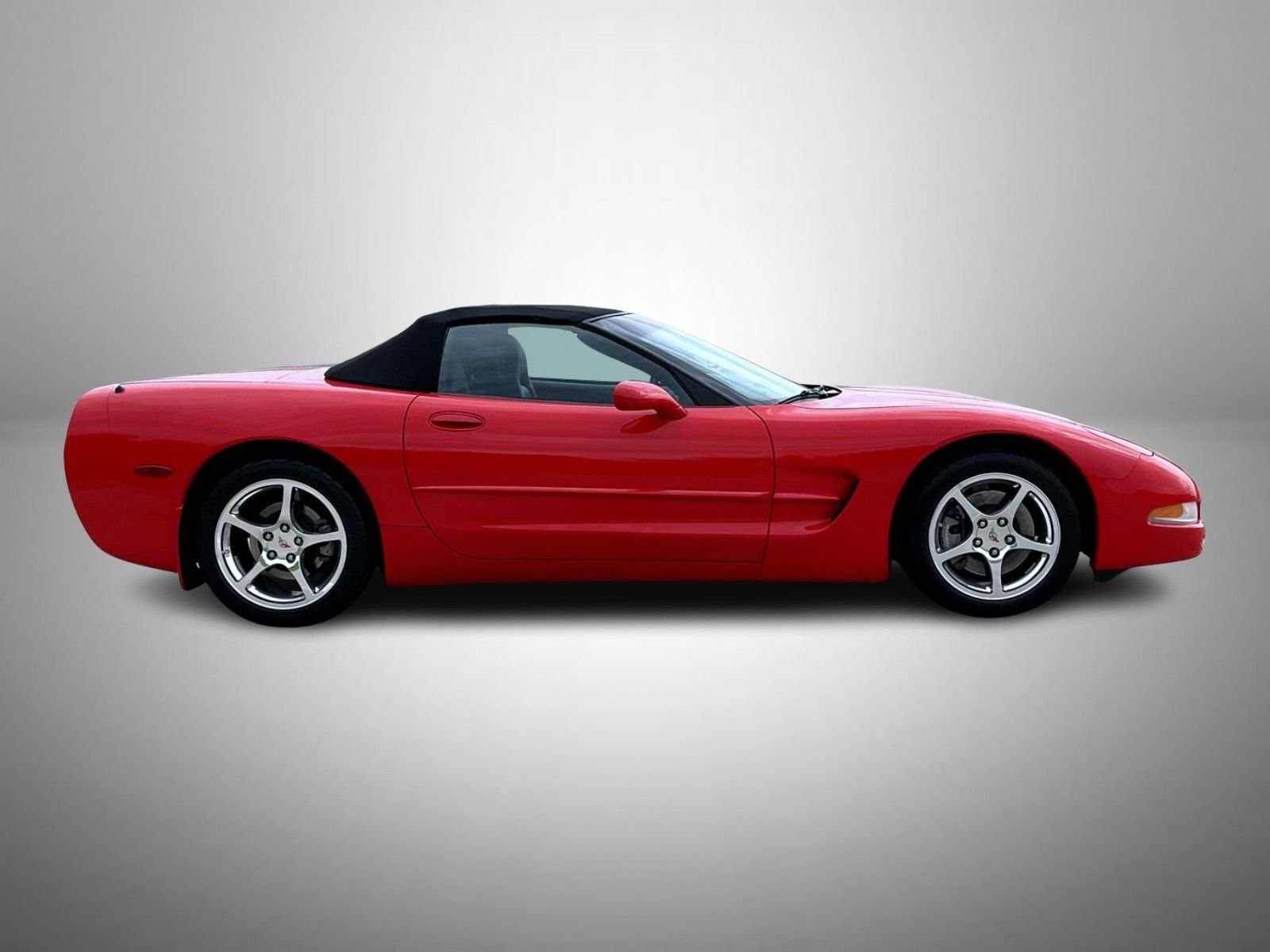 Used 2004 Red Chevrolet Base image 4