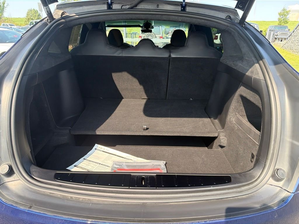 Used 2023 Blue Tesla Base image 16