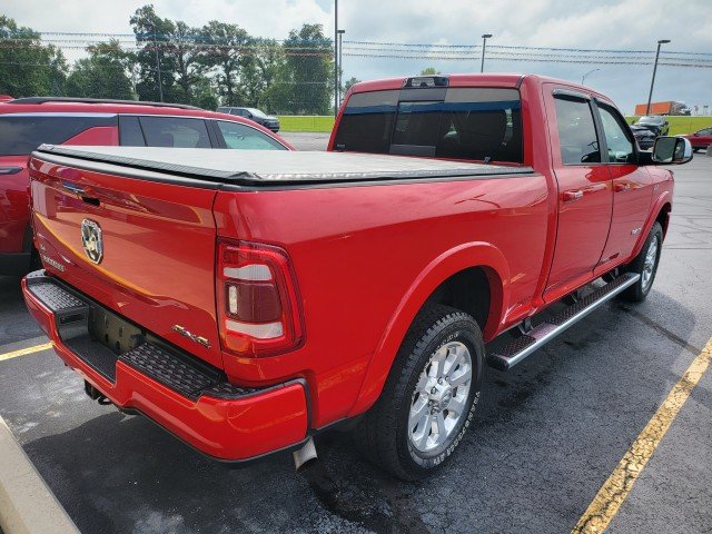 Used 2022  Ram Laramie image 4