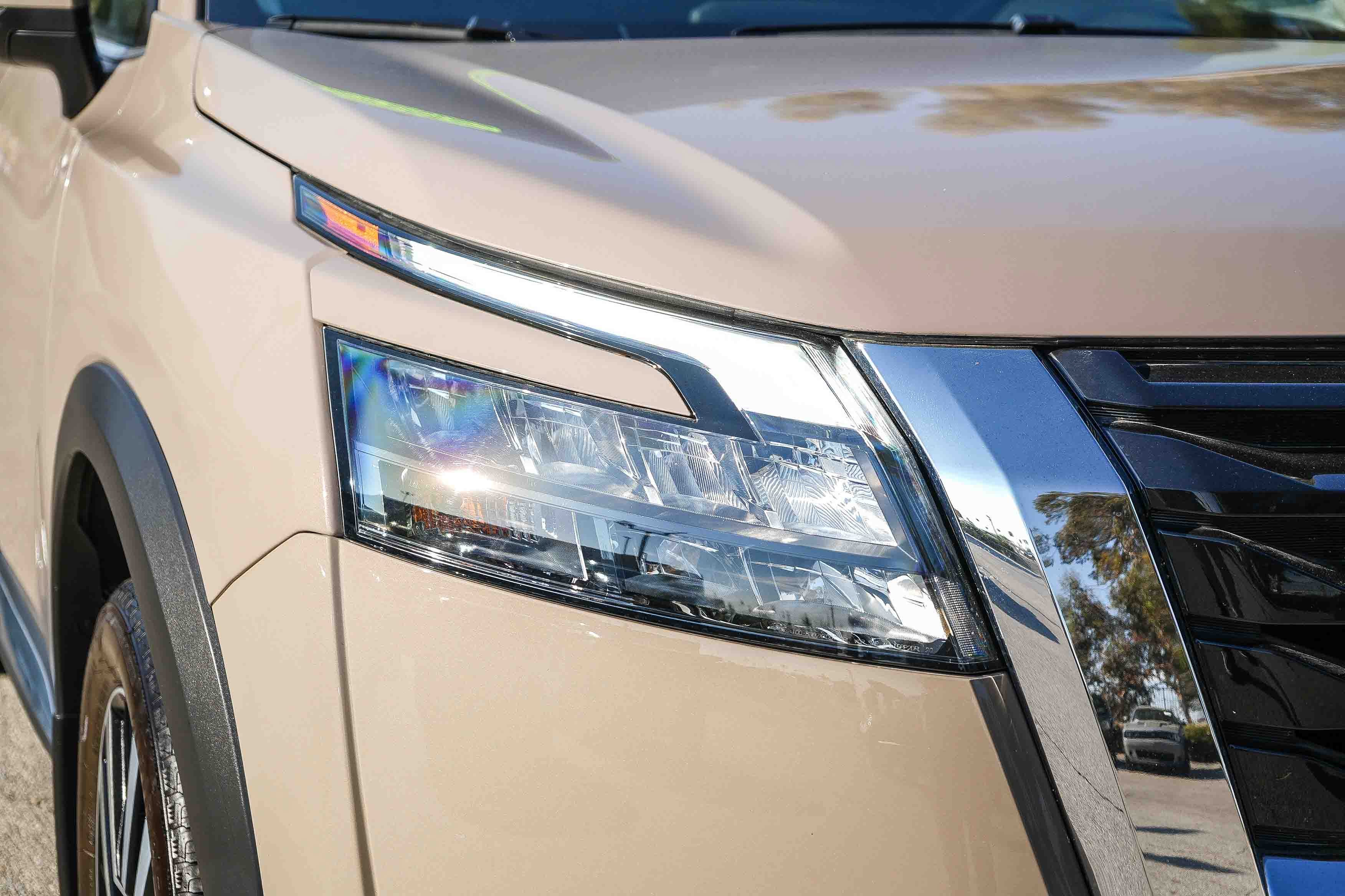Used 2025 BAJA STORM NISSAN PLATINUM image 4