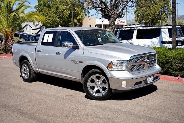 Used 2017 Silver Ram Laramie image 2