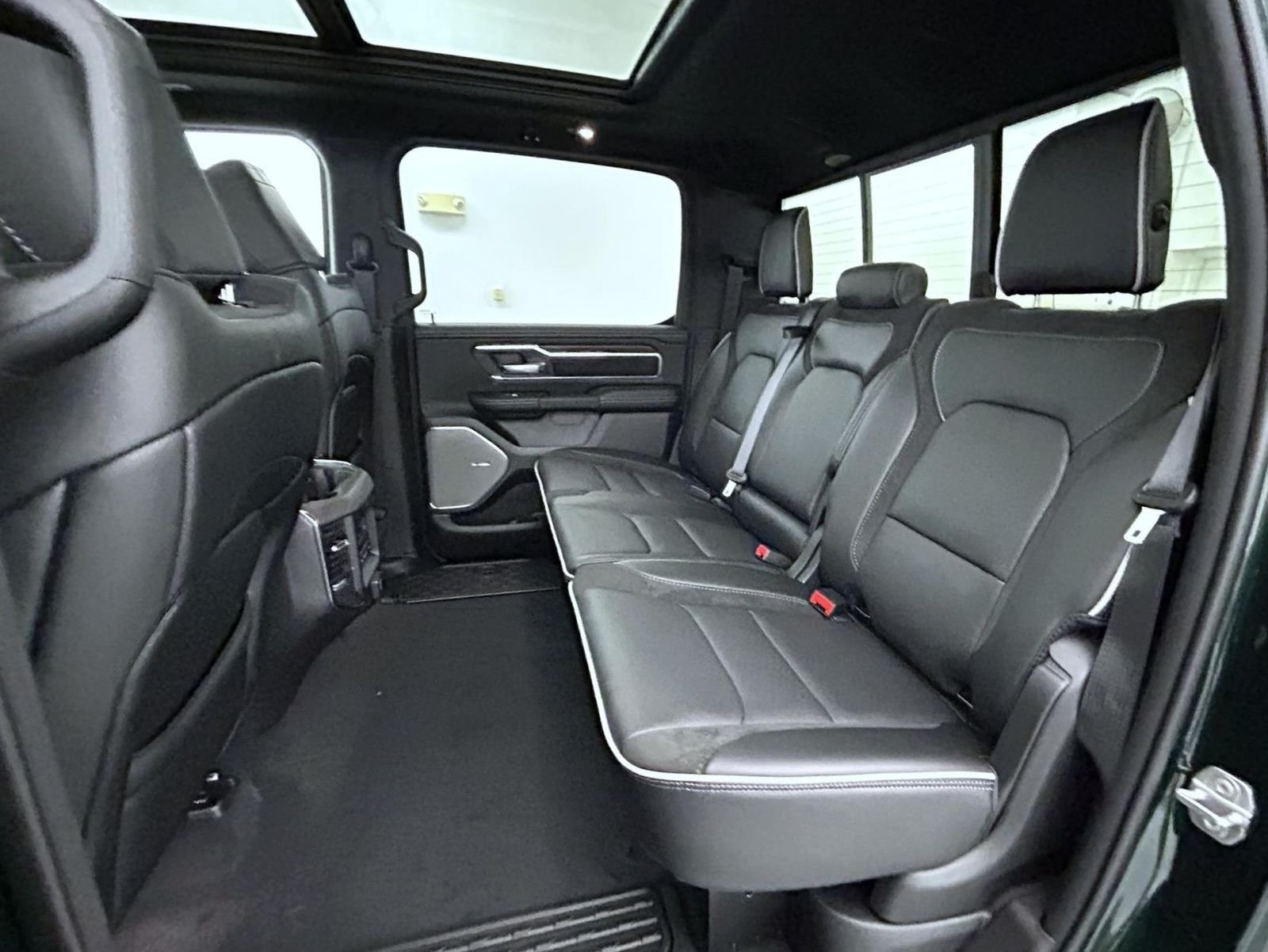 New 2026 Serrano-Green Metallic Exterior Paint RAM Laramie image 20