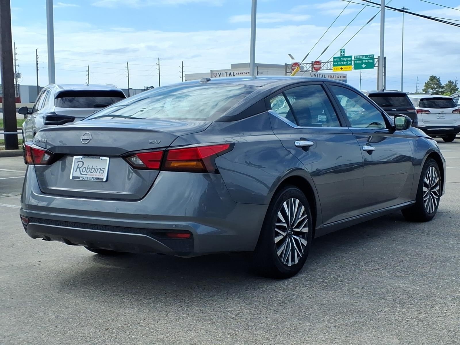 2024 Nissan Altima 2.5 SV - 4