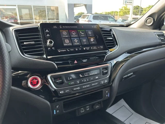 Used 2025  Honda Black Edition image 40