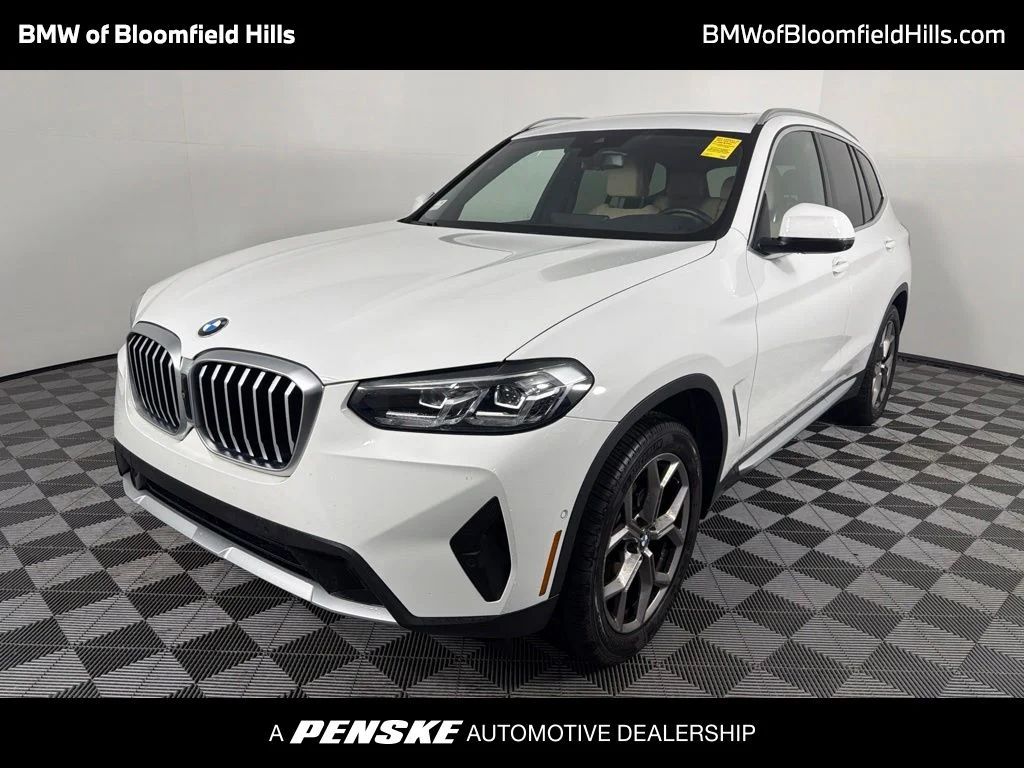 Used 2023 Alpine White BMW xDrive30i image 1