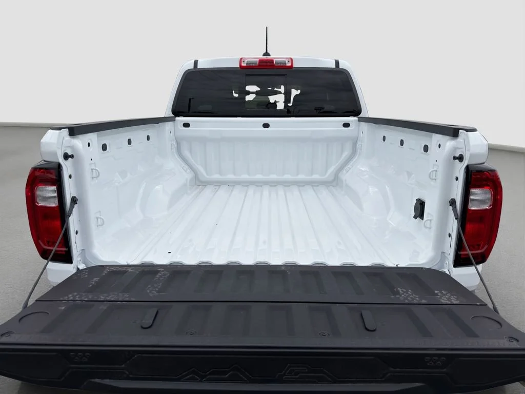 2026 GMC Canyon AT4 - Photo 20