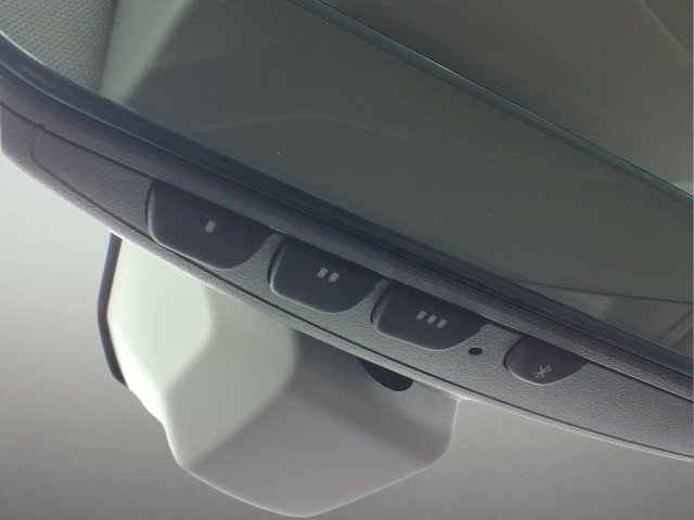 2022 Volkswagen Jetta SE - Photo 26