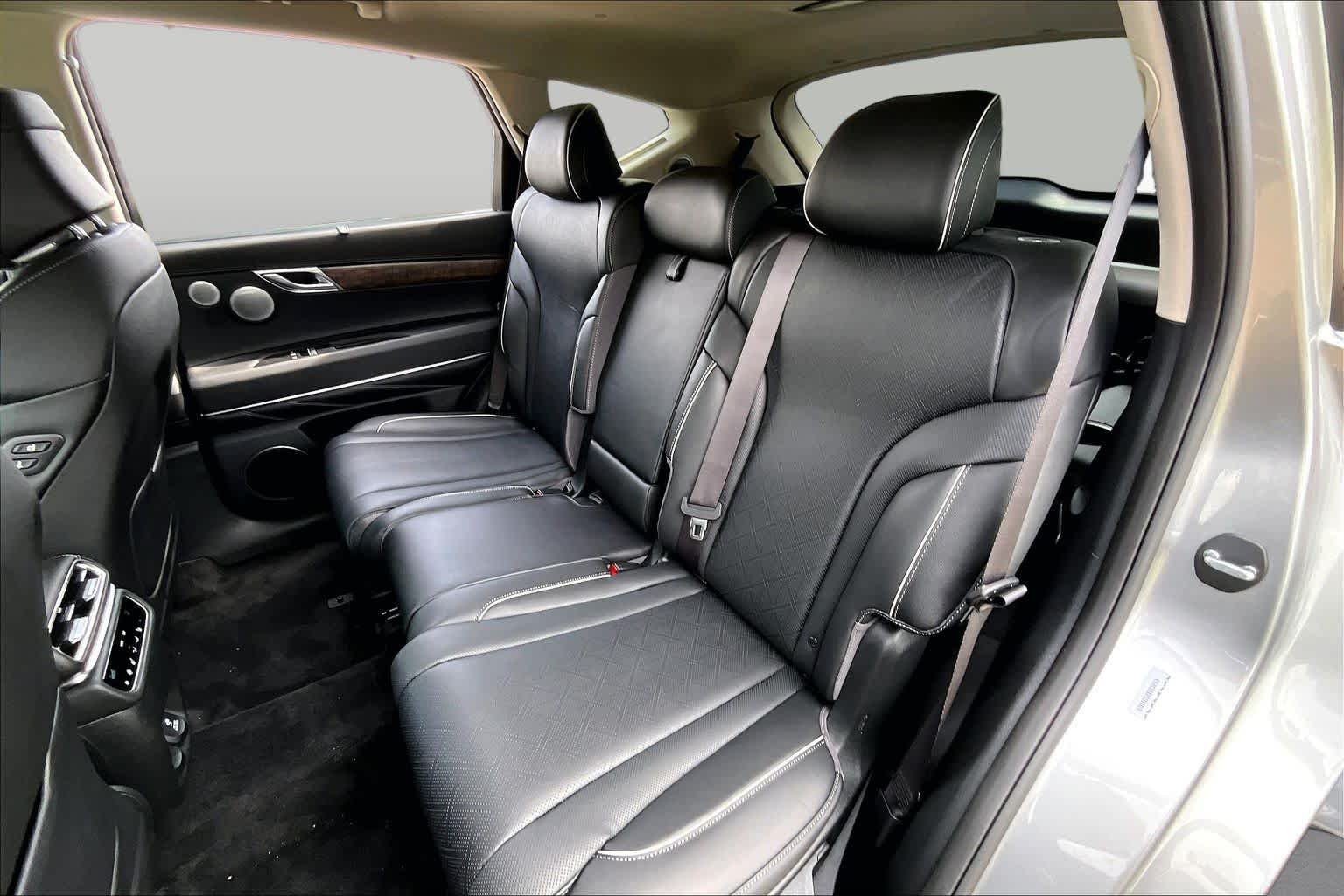 Used 2026 Savile Silver Genesis 2.5T Prestige image 38