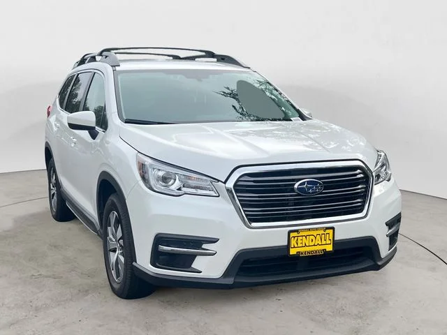 Used 2021 Crystal White Pearl Subaru Premium image 3
