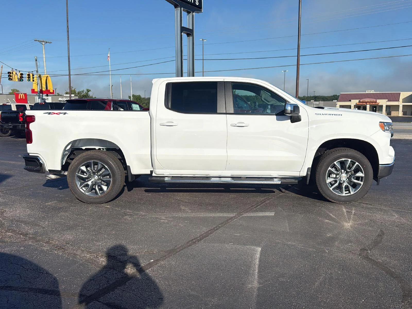 2026 Chevrolet Silverado 1500 LT - Photo 6