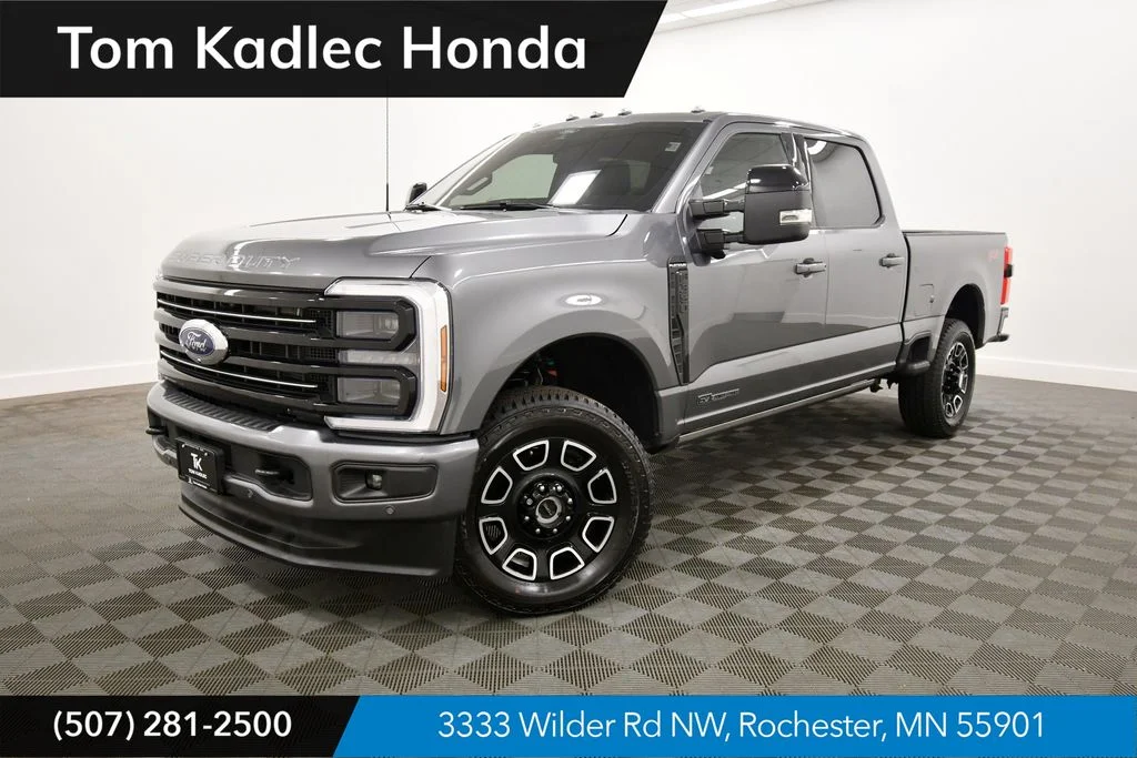 2025 Ford F-350 Super Duty Platinum
