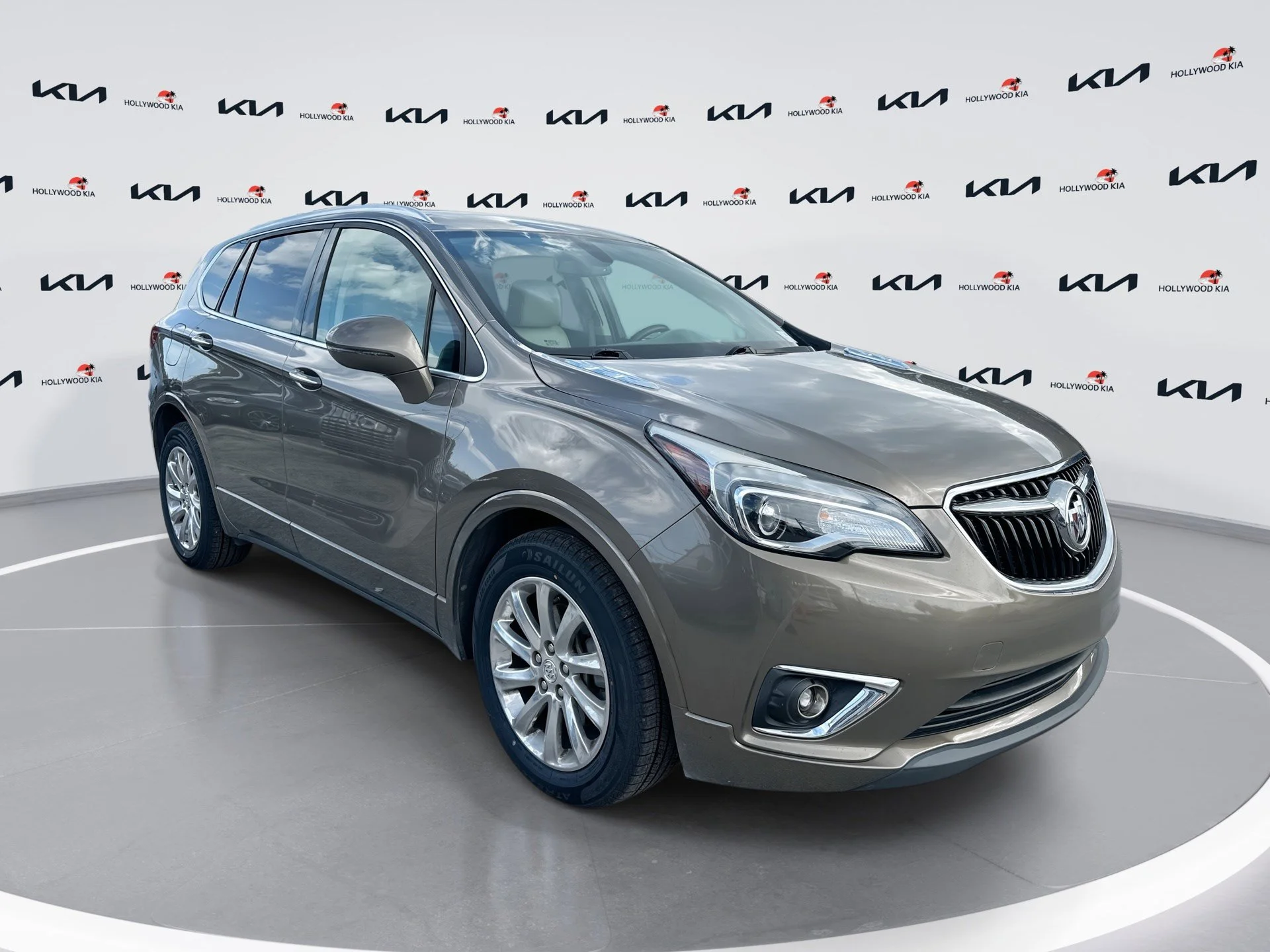 2019 Buick Envision Essence FWD's photo