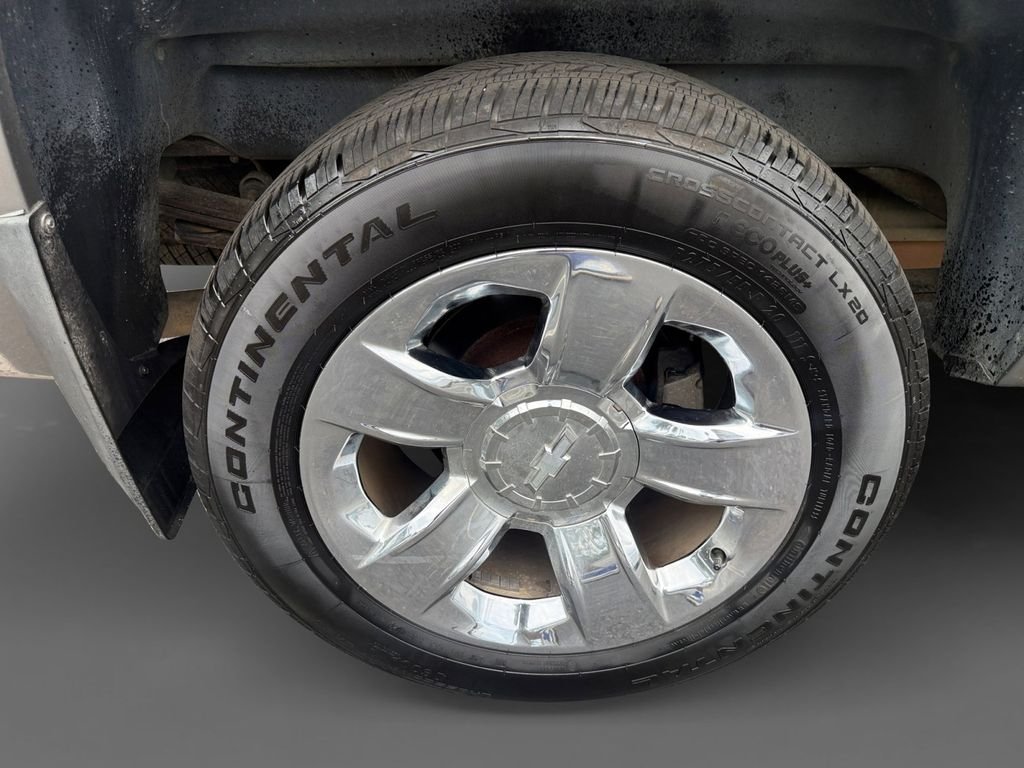 Used 2009 Gray Chevrolet 2HY image 10