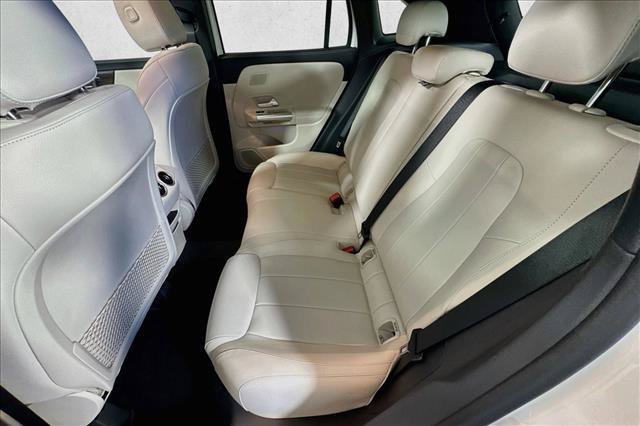 New 2026 Polar White Mercedes-Benz GLA 250 image 52