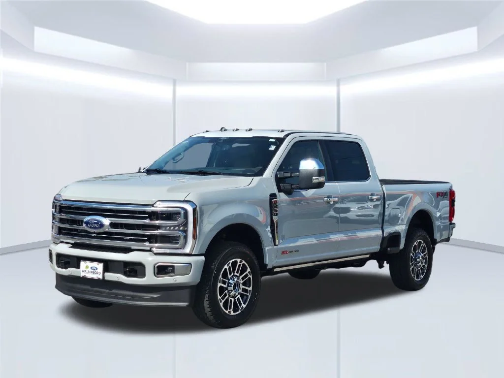 New 2026 Avalanche Ford F-250® Platinum® image 2