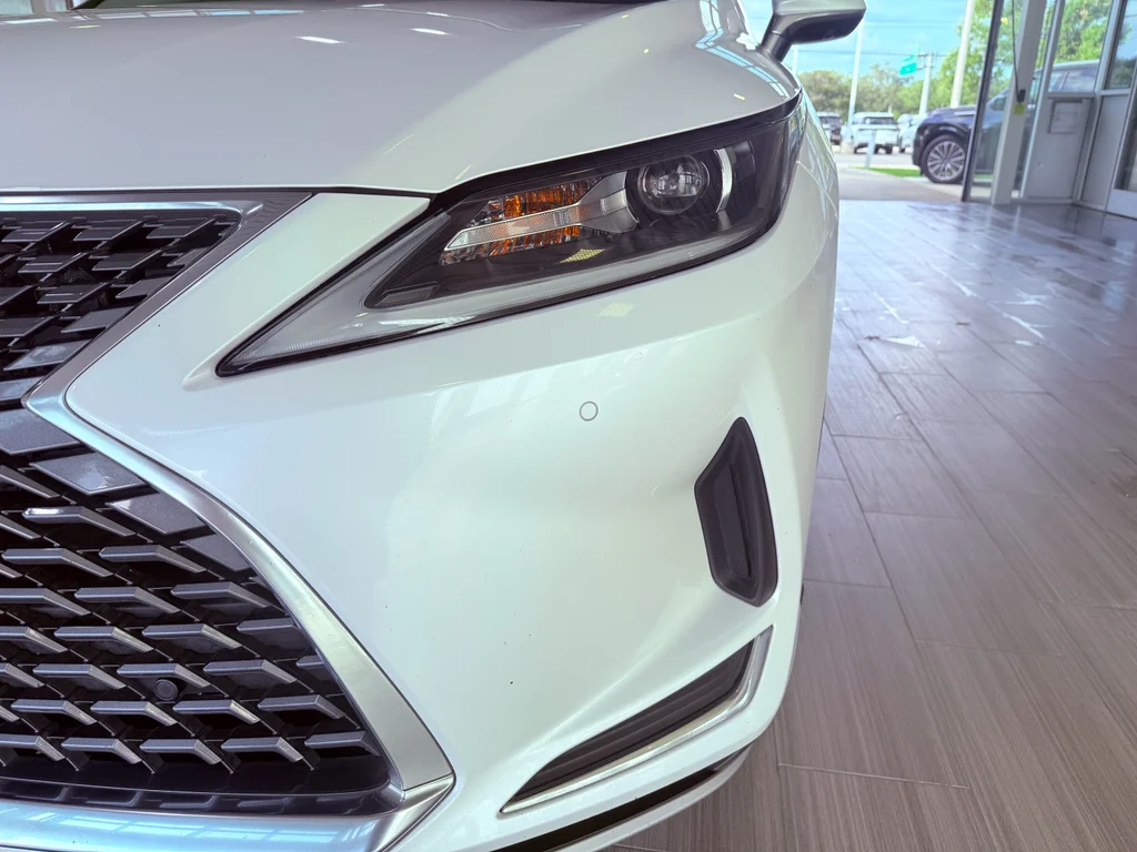 Used 2021 Eminent White Pearl Lexus RX 350 image 10