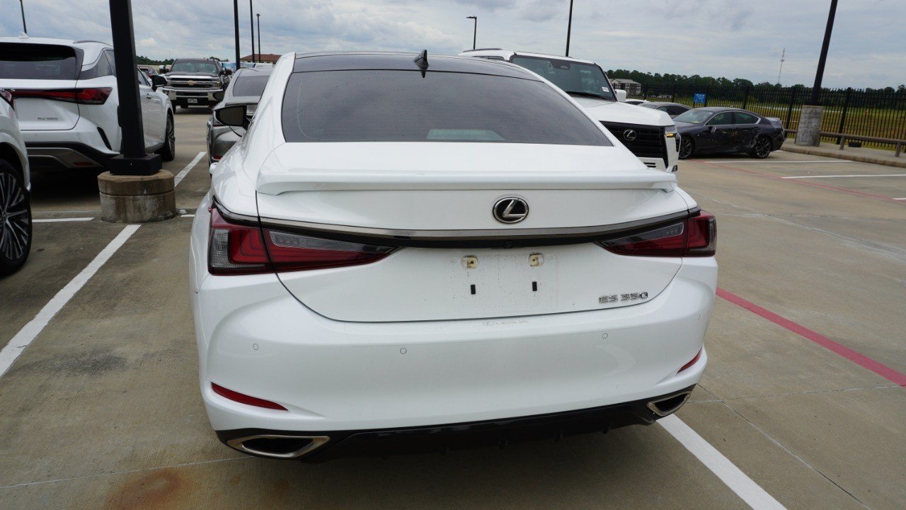 Used 2025 White Lexus ES 350 image 8