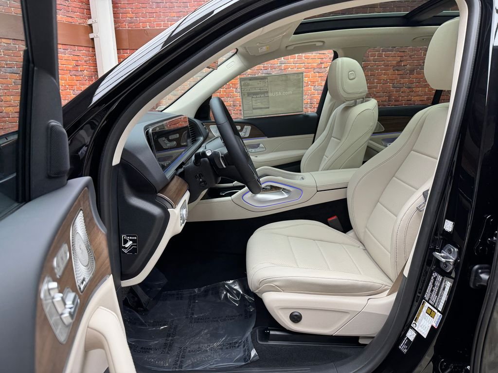 New 2026 Black Mercedes-Benz GLE 450 image 24