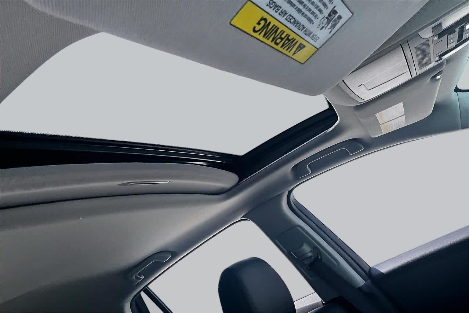Used 2018 White Diamond Pearl Acura w/Advance Pkg image 13