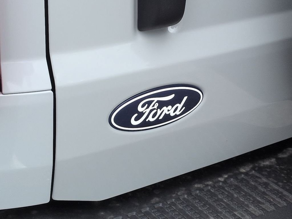New 2026 Avalanche Gray Ford Big Bend® image 60