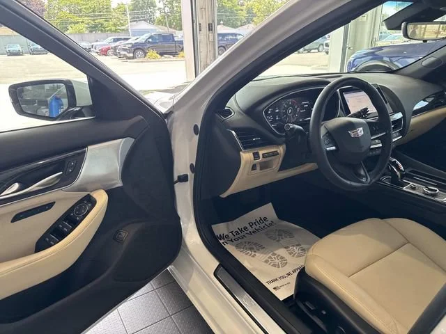 Certified Used 2023 Crystal White Tricoat Cadillac Premium Luxury image 15