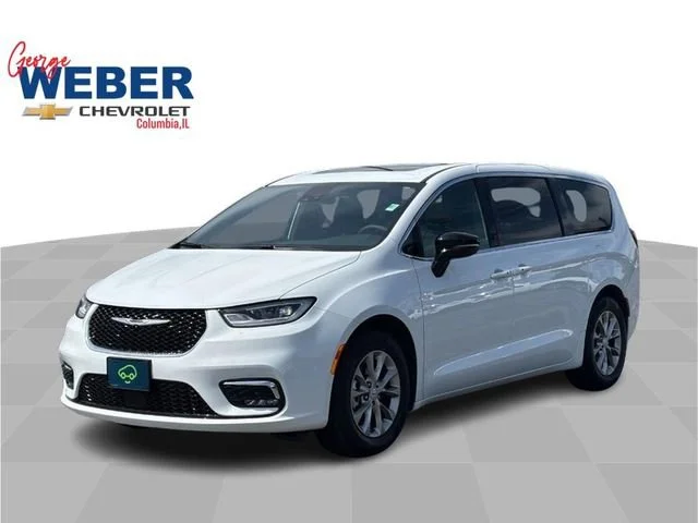 2026 Chrysler Pacifica Limited's photo
