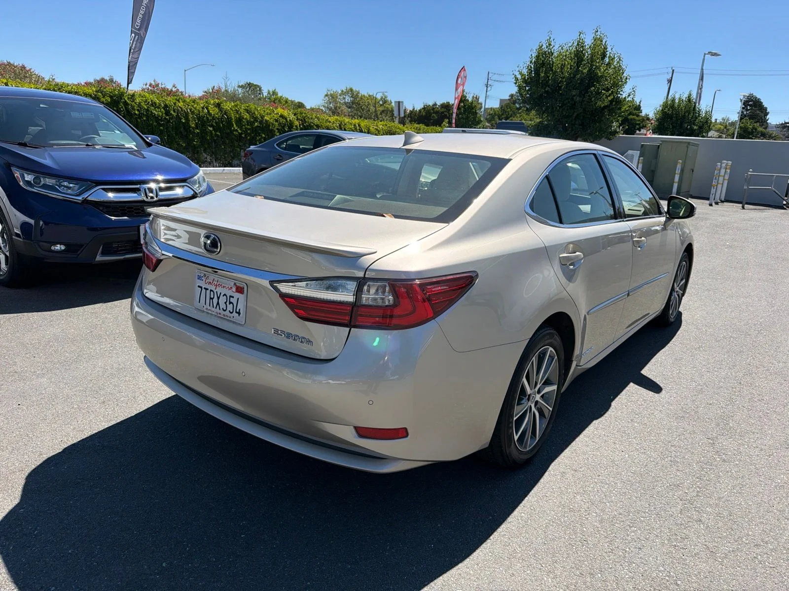 Used 2017 Satin Cashmere Metallic Lexus 300h image 6
