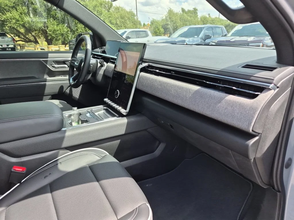 New 2026 Gray GMC Elevation image 35