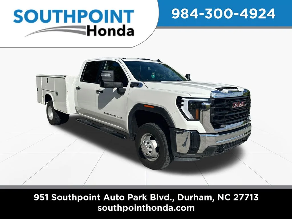 Used 2025 Summit White GMC Pro image 1