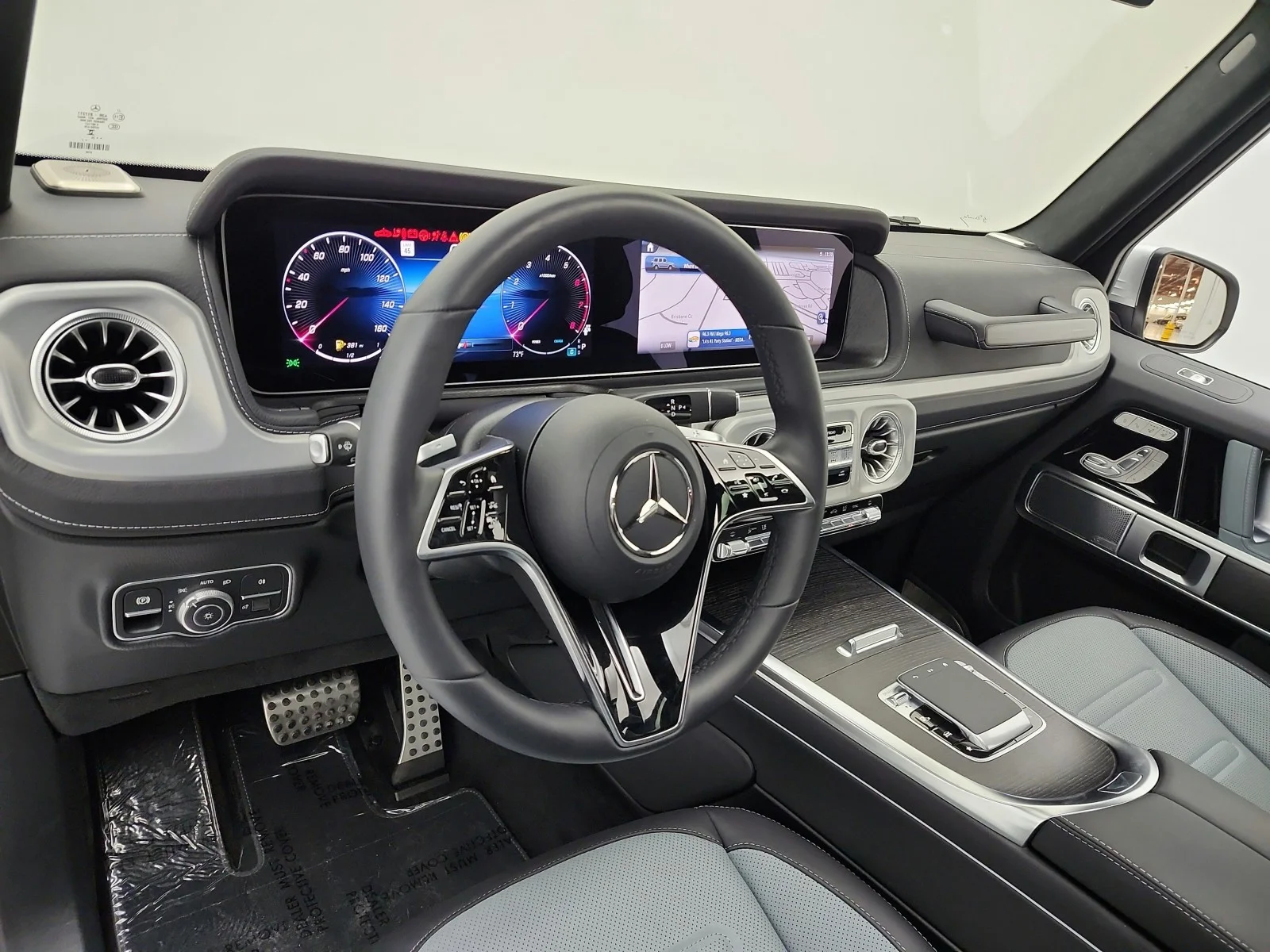 Certified Used 2025 Iridium Silver Metallic Mercedes-Benz G 550 image 9