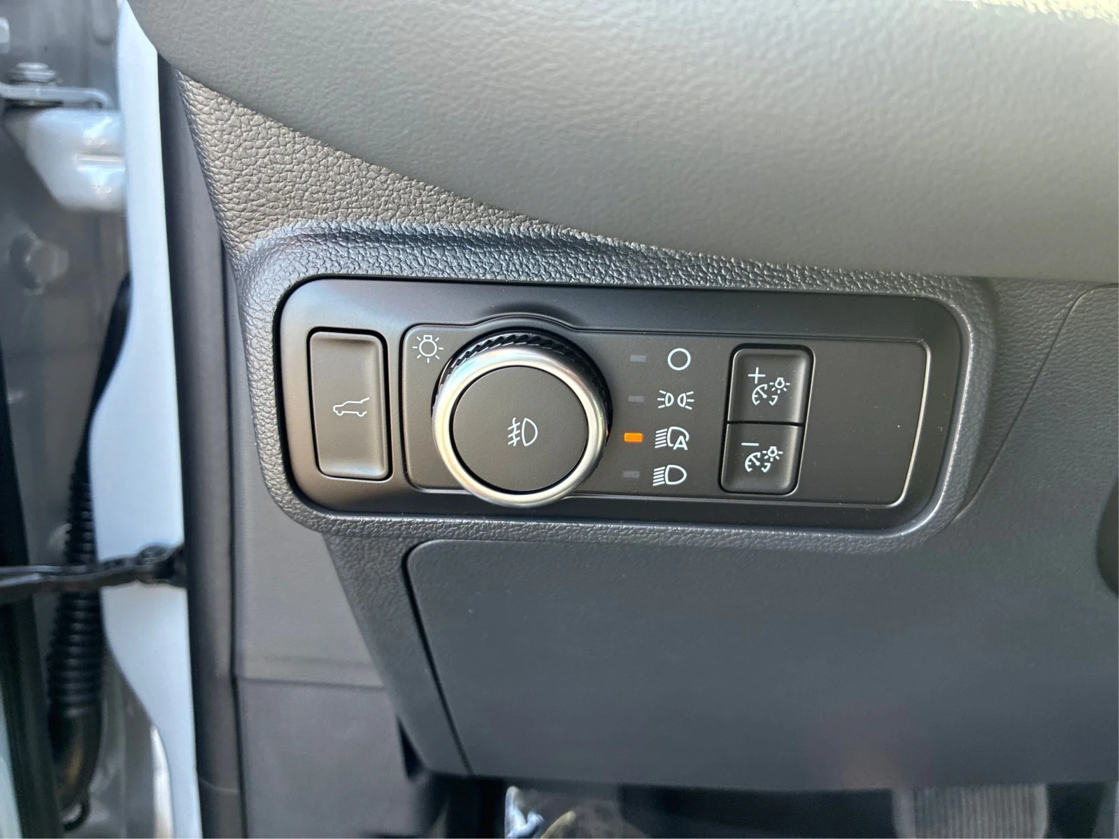New 2026 Space White Metallic Ford Active image 16