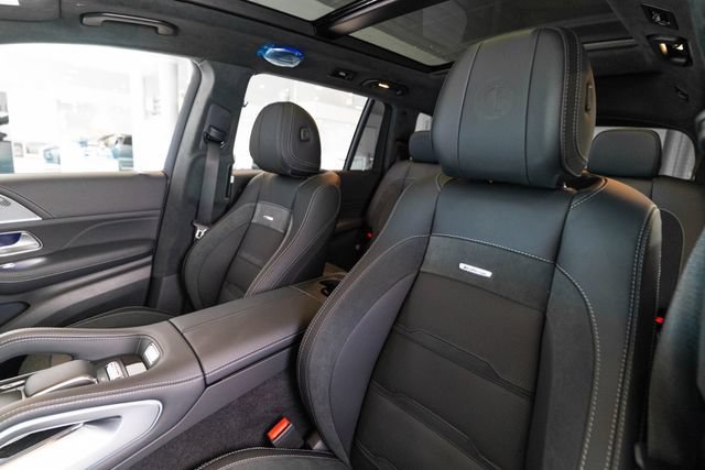 New 2026 MANUFAKTUR Alpine Grey Mercedes-Benz GLS 63 AMG® image 47