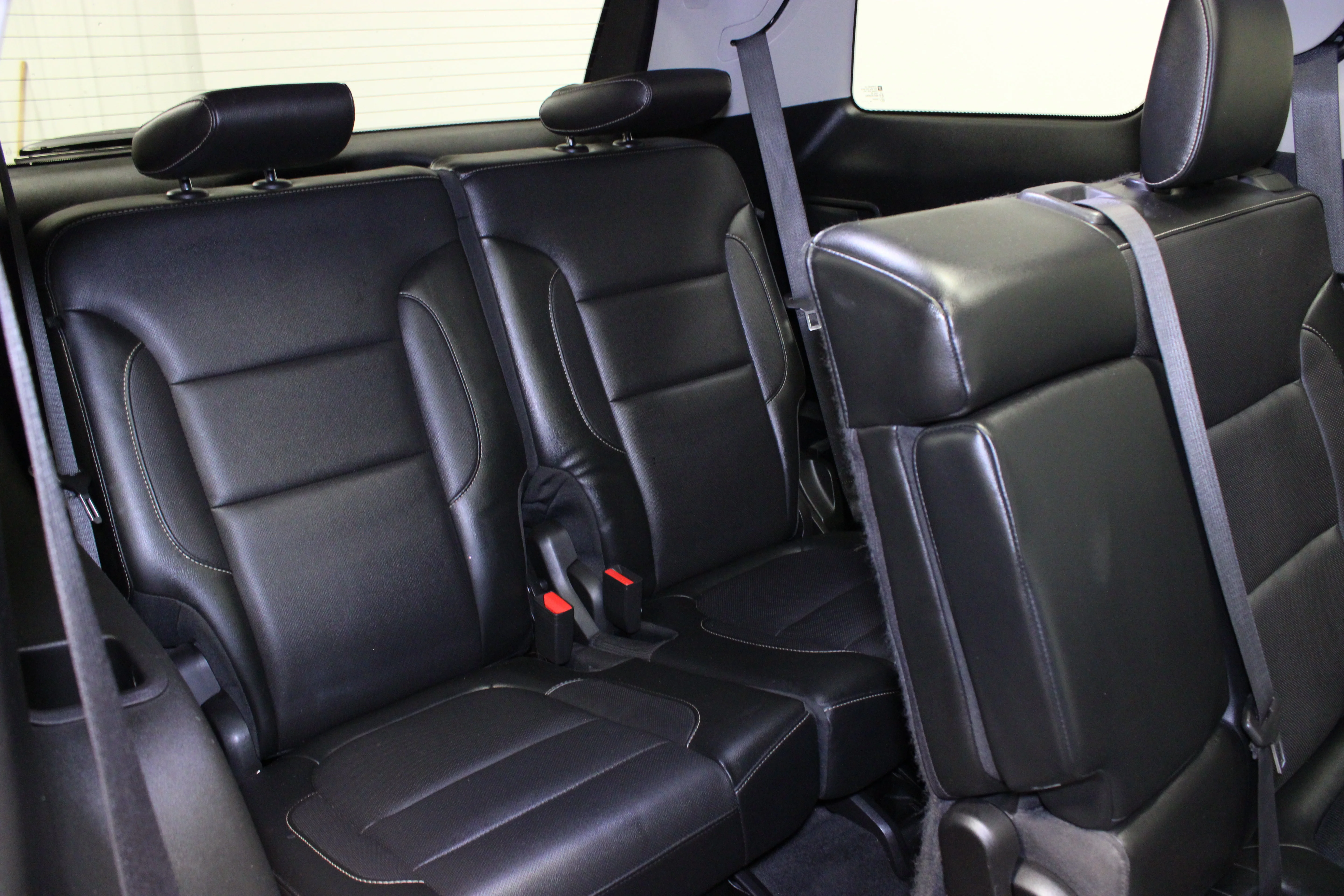 Used 2019 Iridium Metallic GMC SLT-1 image 19